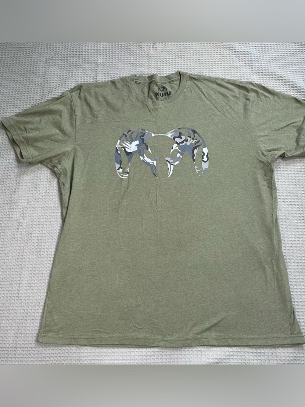 KUIU Graphic Tee Shirt 2XL Mens Camo Ram Logo Short Sleeve Olive Green